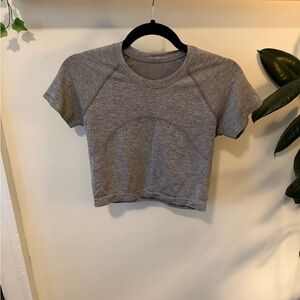Lululemon Swiftly Tech Cropped Short Sleeve Shirt 2.0- Grey